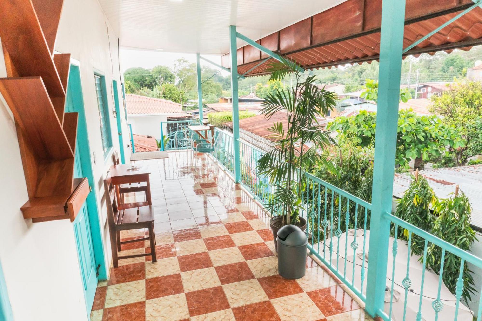Hostal Eden Moyogalpa Exterior photo