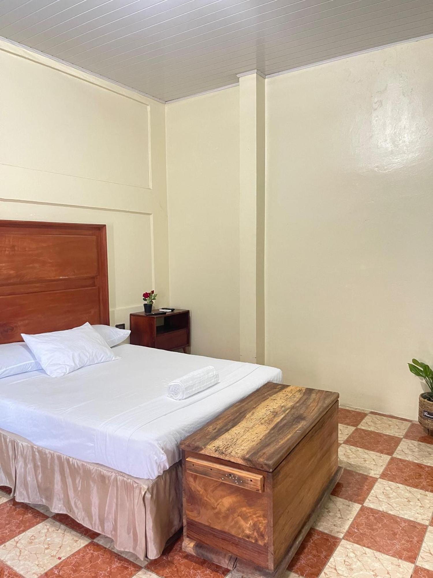 Hostal Eden Moyogalpa Exterior photo
